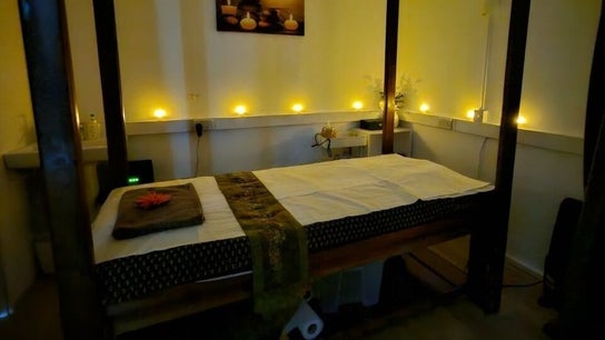 Somchit Thai Massage and Spa