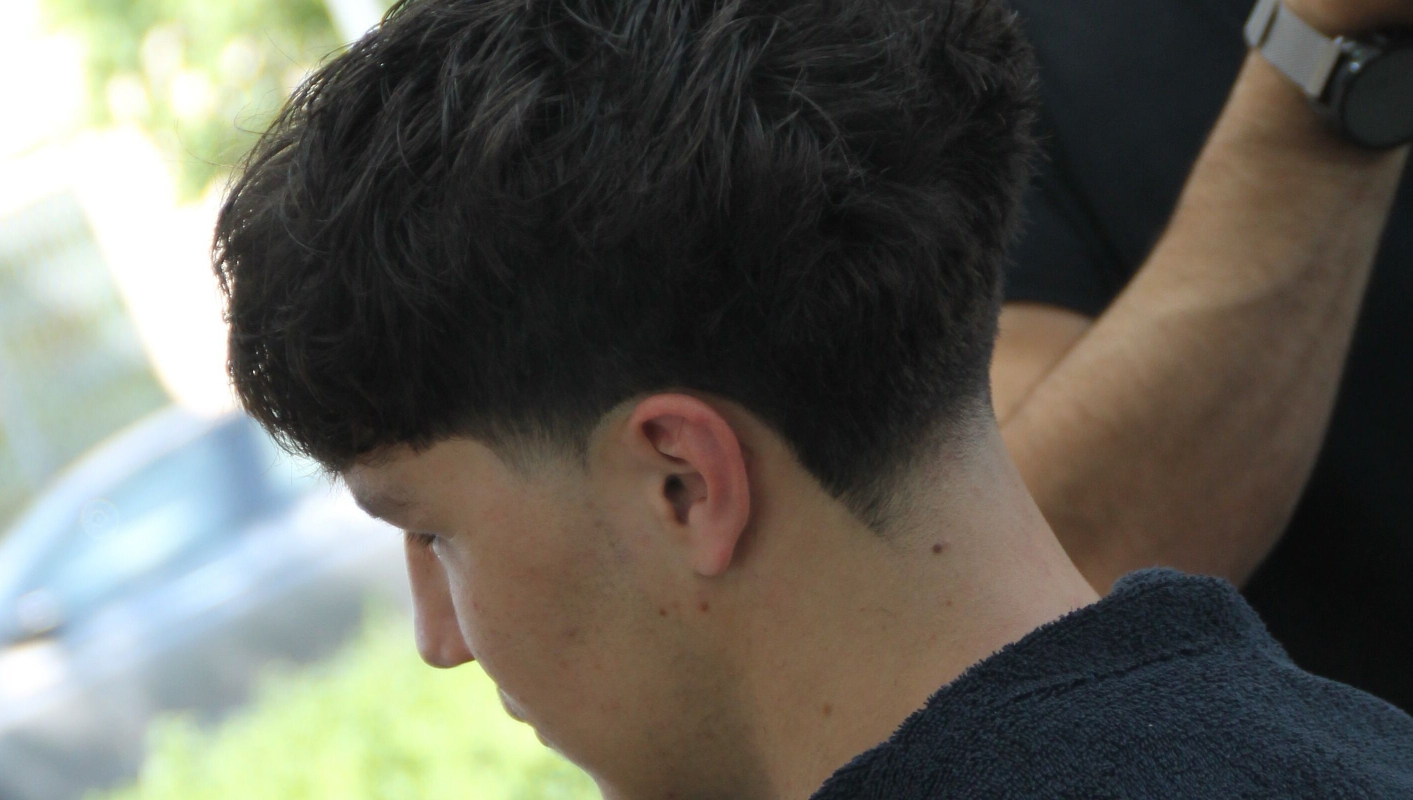 Taglio di capelli moderno presso squizz_culture, Salzano, Veneto, IT.