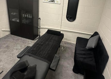 Calm and relaxing treatment room at A.J.Healing, South Ockendon, England, GB.