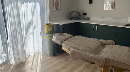 Skin Studios Chalkwell