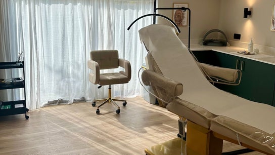 Skin Studios Chalkwell