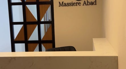 Massiere Abad image 2