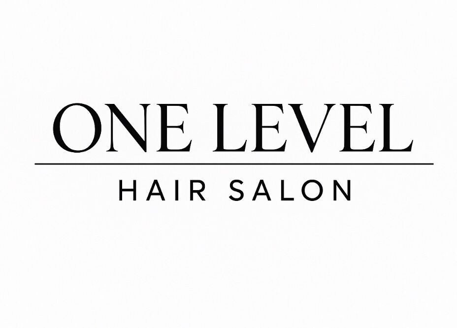 Logotipo do One Level Hair Salon em Quinta Do Conde, Setúbal, PT. Design elegante e moderno.