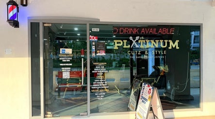 Platinum Cutz & Style - WEST