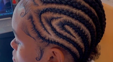 Kay’s Braidingの画像：2