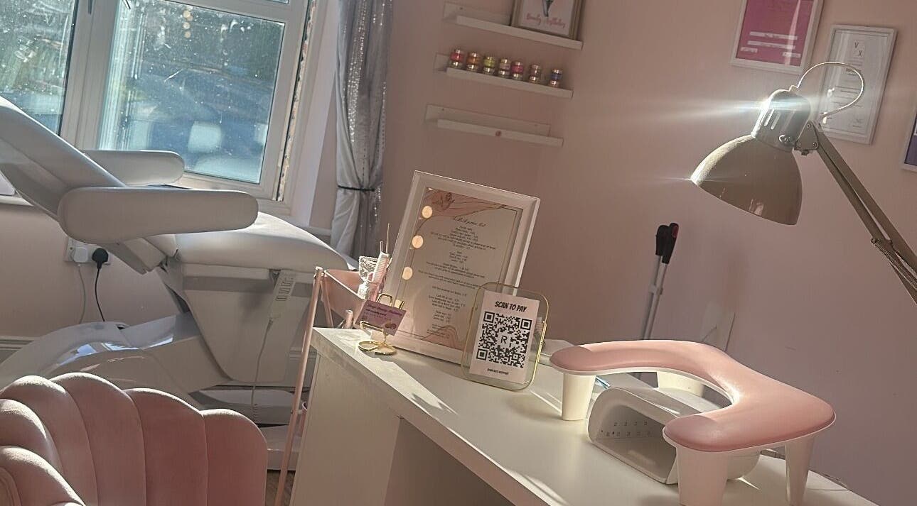 Calming beauty room at Amy’s Beauty Aesthetics, County Meath/Kildare, IE, with chic decor and bright lighting.