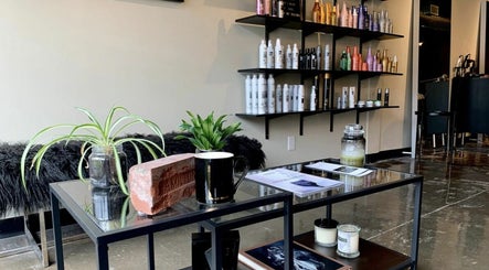 Image de Levels Hair Salon 2