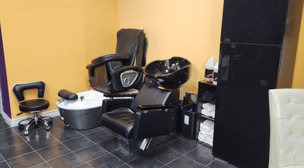Chosen Beauty Salon image 2