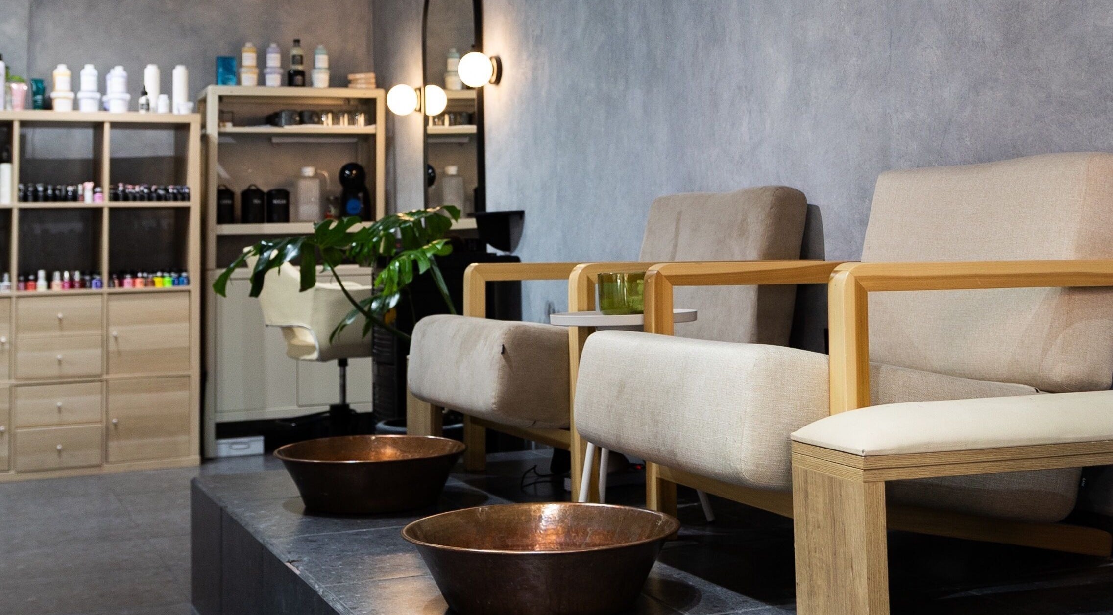 Relajantes sillas y pediluvios en Hula Studio, Ciudad De México, Ciudad De México, MX.