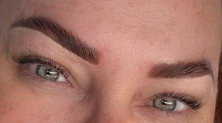 The Eyelash Salon kép 3