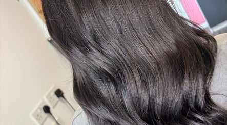 Just another salon image 3