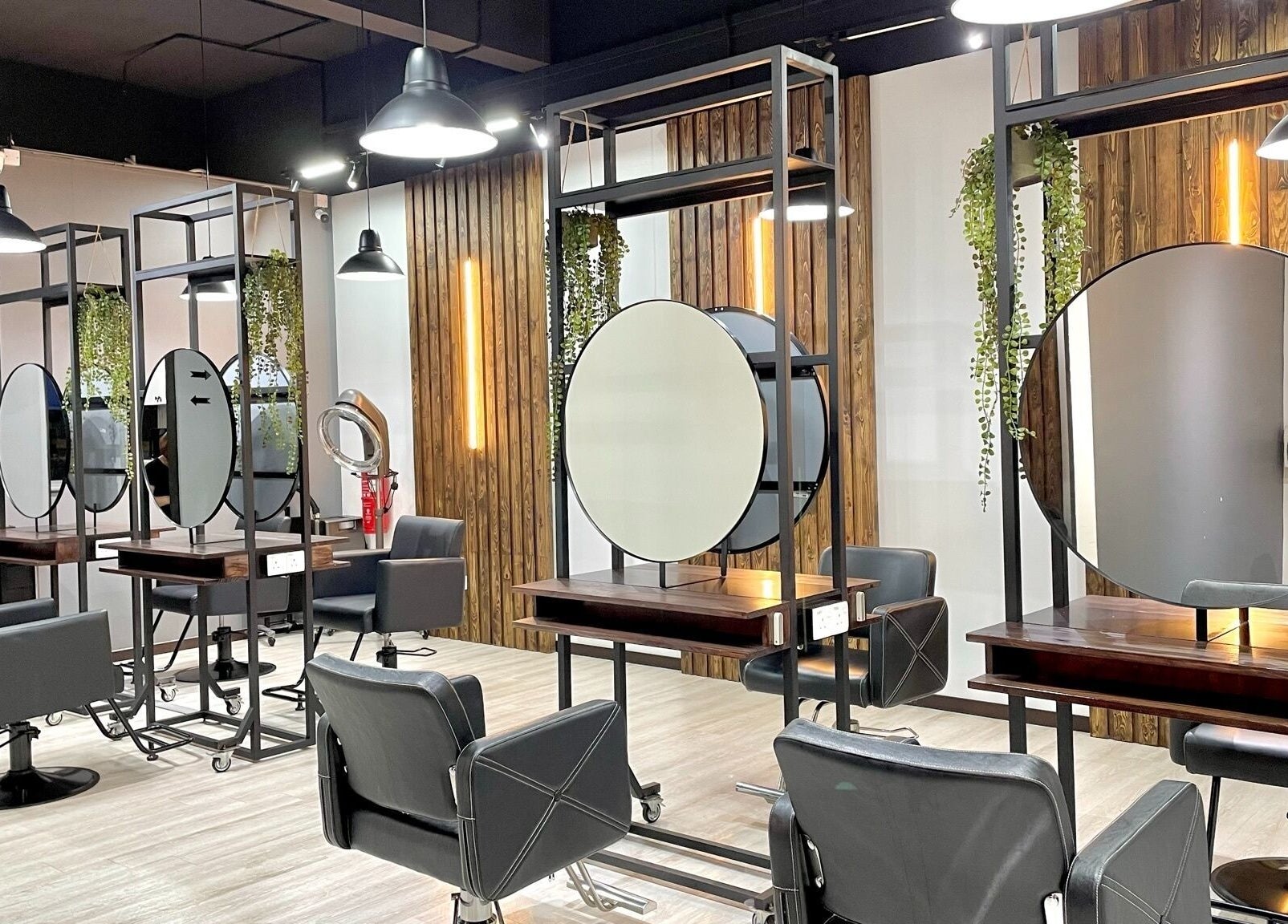 Modern salon interior at Rusilaspa Elevate Gravitas Pauh Jaya, Prai in Seberang Prai, Penang, MY with chic design.