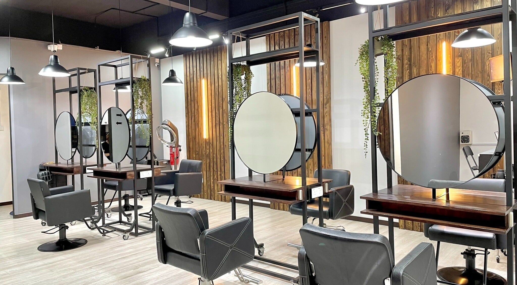 Modern salon interior at Rusilaspa Elevate Gravitas Pauh Jaya, Prai in Seberang Prai, Penang, MY with chic design.