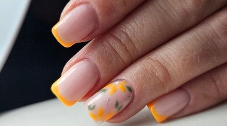 Elegant Nails image 3