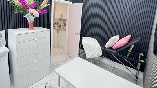 Elegant Nails