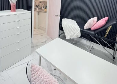 Elegant Nails treatment room in Cardiff, Wales, GB showcasing a modern, sleek design with a cozy ambiance.