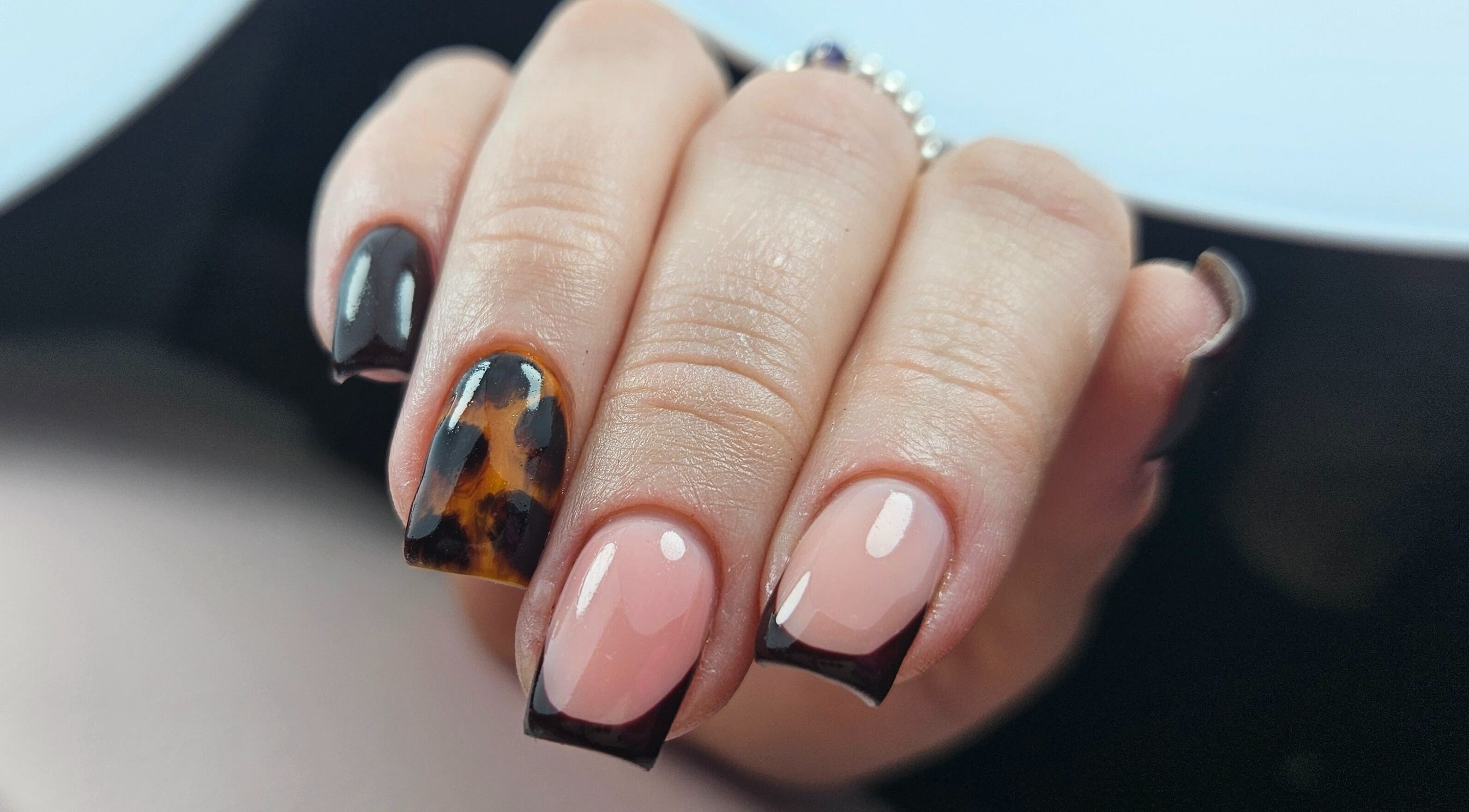 Elegant Nails offers stylish manicure in Cardiff, Wales, GB with unique designs.