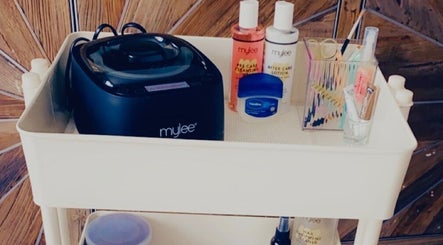 MV Brows & Beauty image 2
