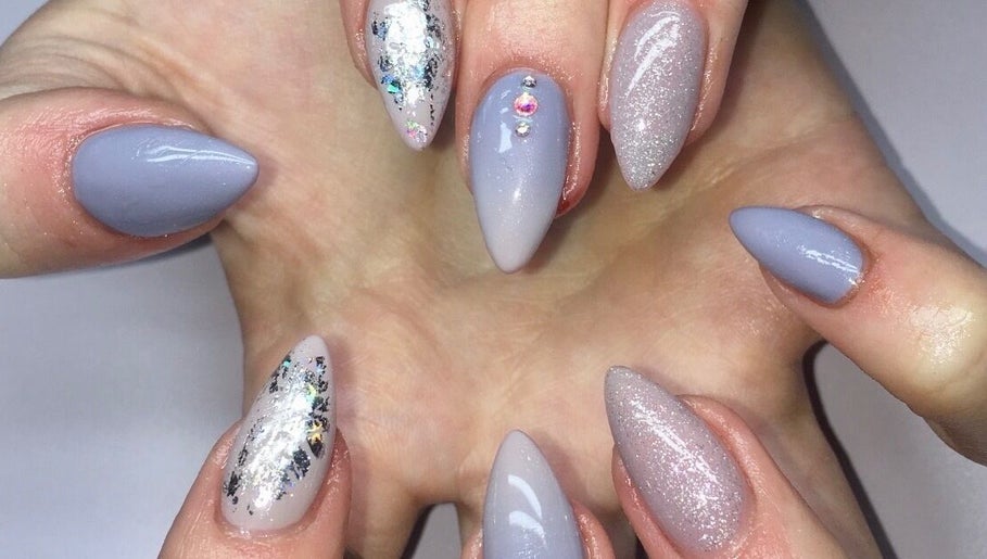 Nails By Lyndsay Mclean – obraz 1