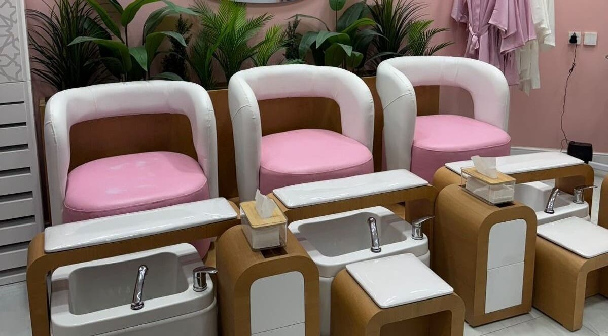 مقاعد بديكير فاخرة في B-Style Boulevard Riyadh, الرياض, منطقة الرياض, SA بتصميم أنيق ومريح.