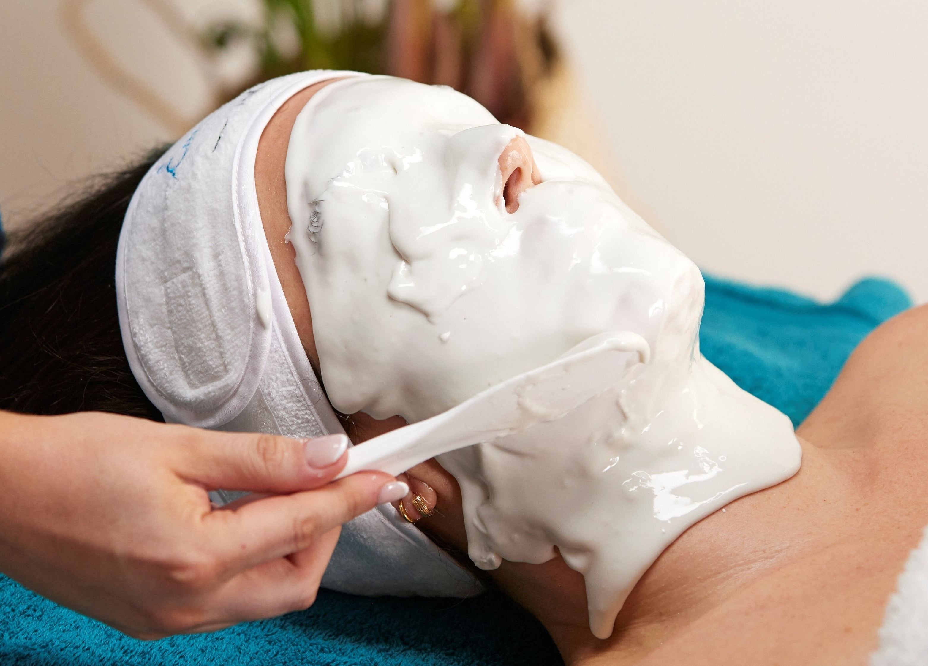 Relaxing facial treatment at Essential Recovery, Yarm, England, GB.