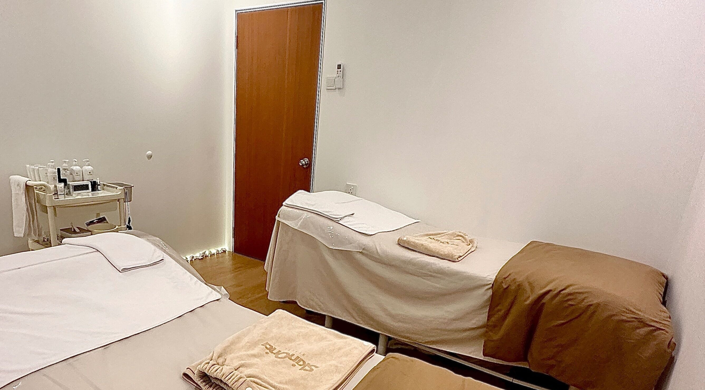 Cozy therapy room at Skin Oria Beauty in Johor Bahru, Johor, MY with twin massage tables.