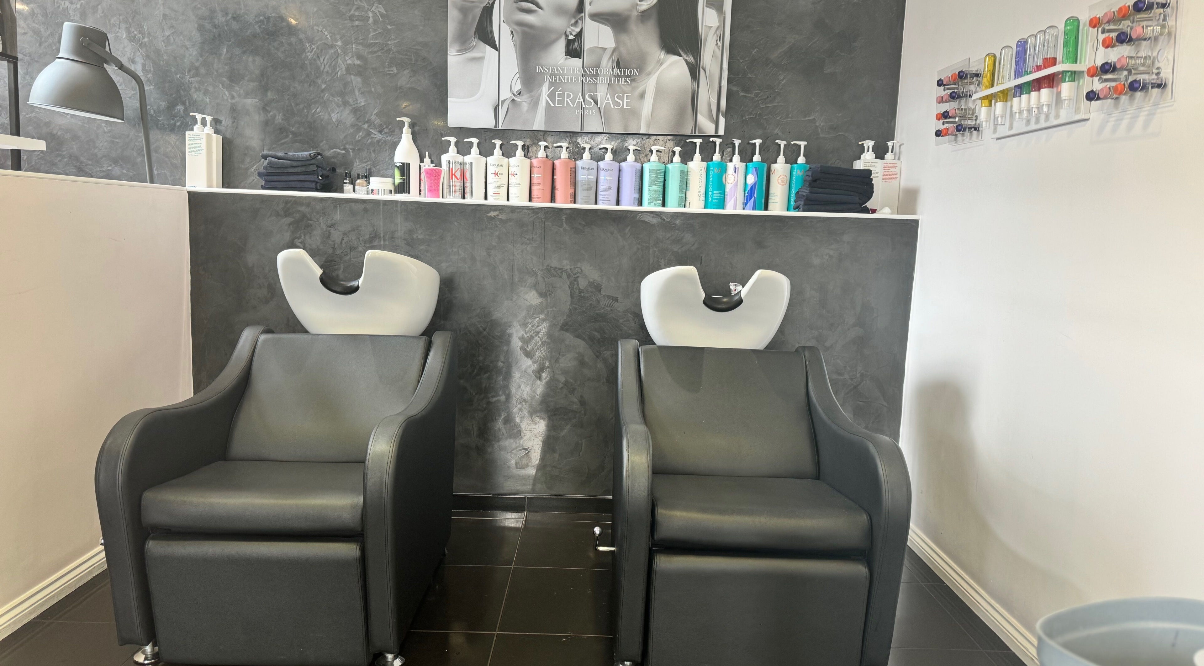 Elegant wash stations at Studio 13 “A Salon Collective for Independent Stylists” in Ebley, England, GB.