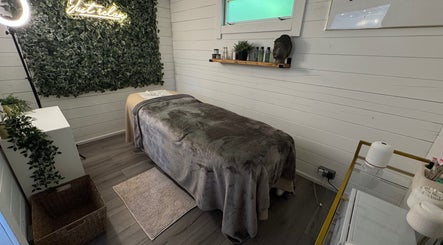Beautique Beauty Studio