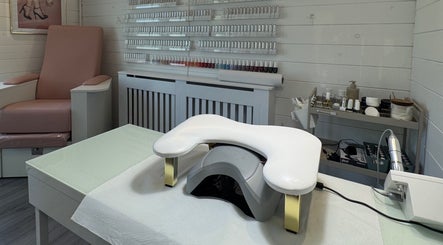 Beautique Beauty Studio image 2