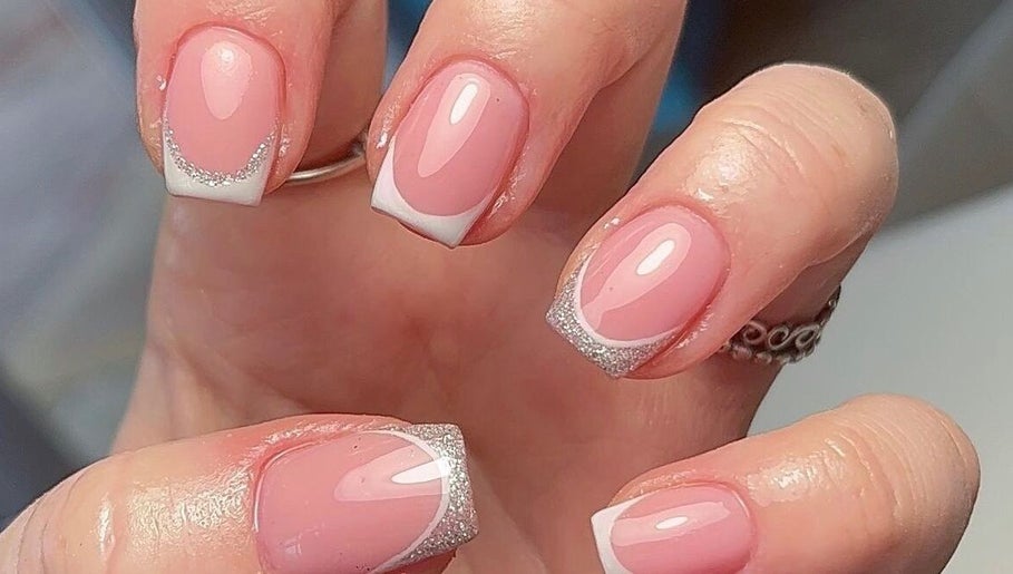 Immagine 1, Nails By Lauren Jennifer