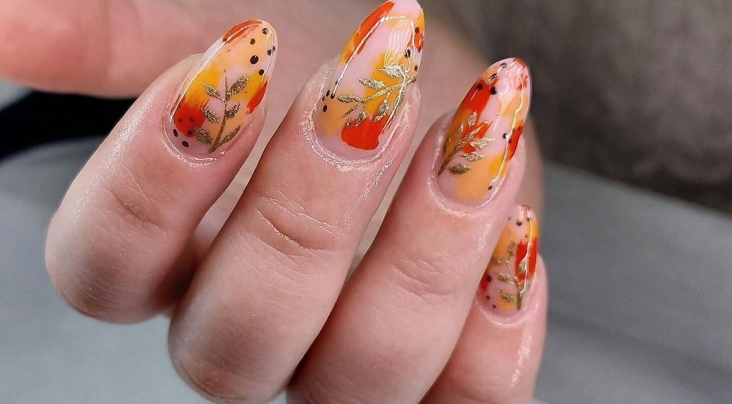 Elegant autumn-themed nail art by Nails By Hayley Jo in Dosthill, England, GB.