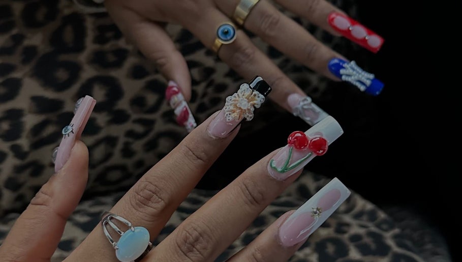 Nails BY SL image 1