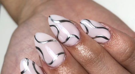 Nails by Valen image 3