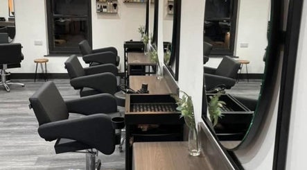 Bryony at Sage Hair Collective – obraz 3