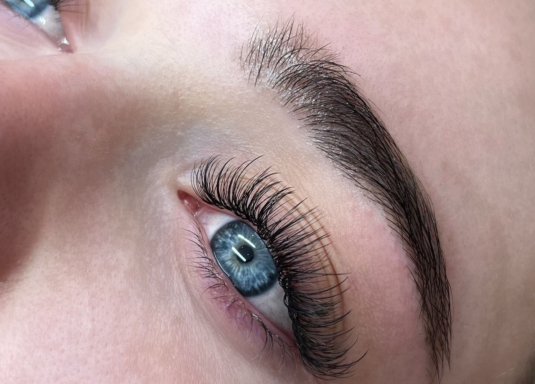 Close-up of expertly done eyelashes at Browbabe Welling, Welling, England, GB, showcasing precision and style.