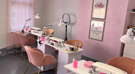 The Nail Lab Academy