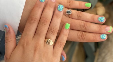 Wildflower Meadow - Nails and Beauty