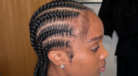 Sbnhairuk - Barking image 3