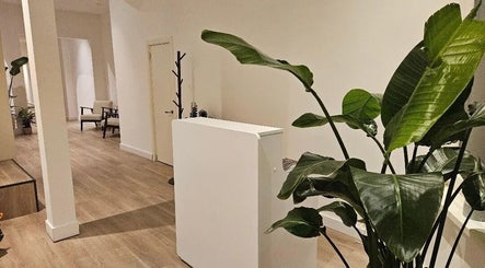 Velvet Touch Laser Clinic imagem 3