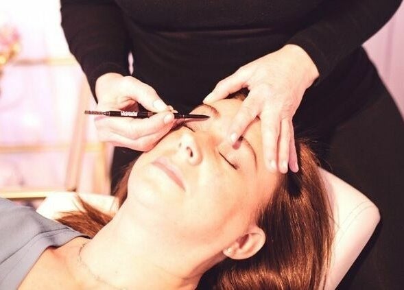 Brow shaping at Studio749Brows in Township of Washington, New Jersey, US.