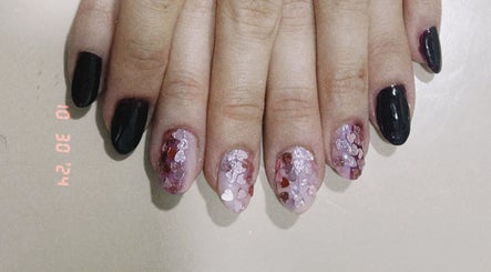 Gigi’s nails slika 2