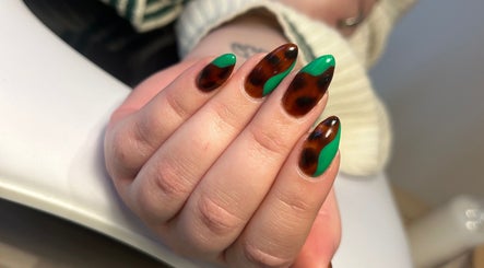 Immagine 3, Nails by Emma Hamlet