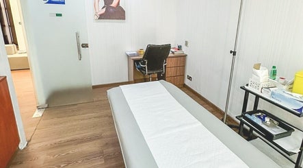 Herschel Medical Center, bilde 2