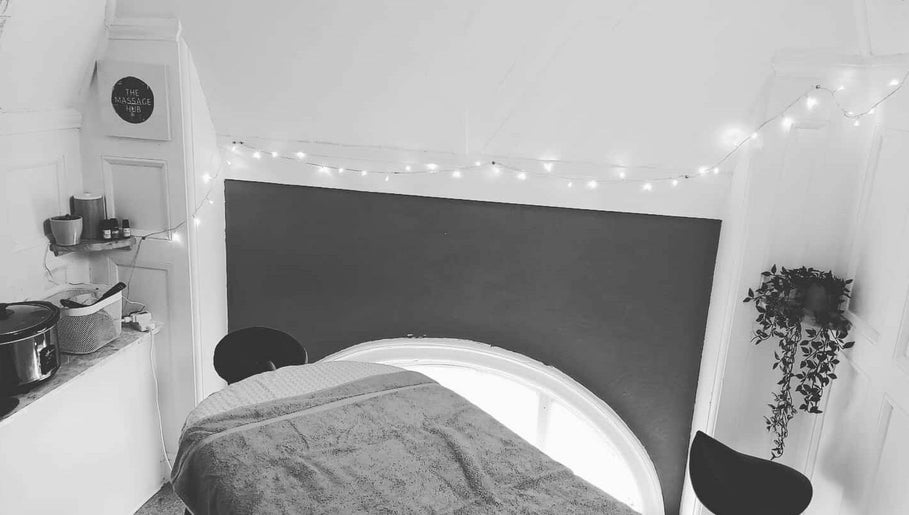 The Massage Hub image 1