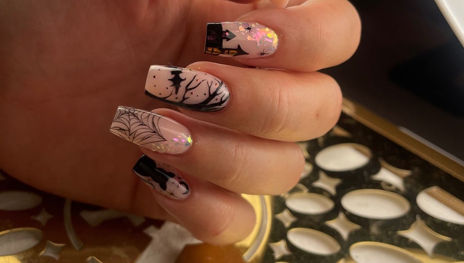 Immagine 1, DB Nails & Beauty