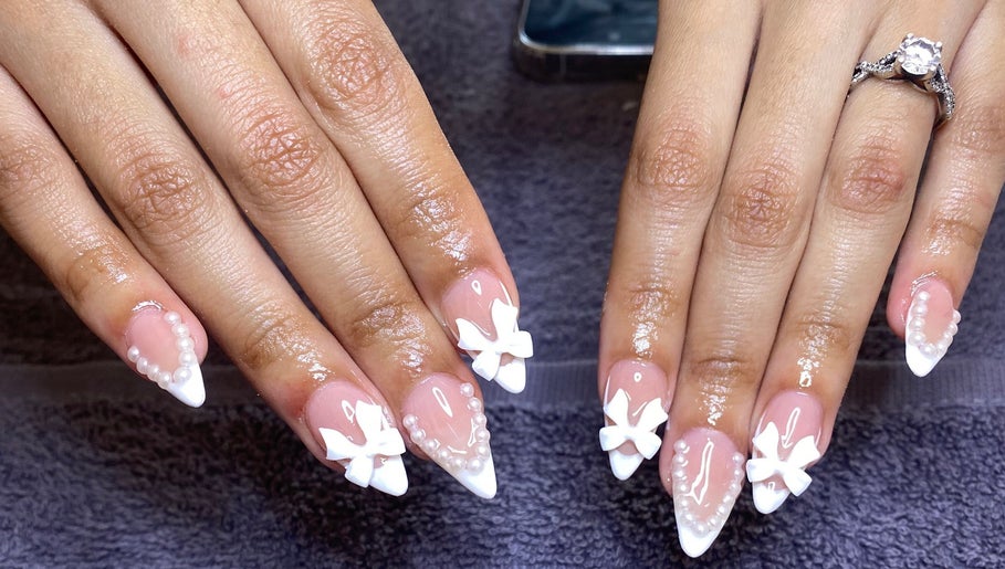 Nailed by Jenny, bilde 1