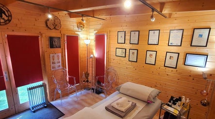 Laura Kitto - LMK Complementary Therapist image 3