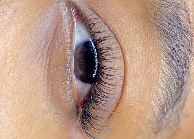 Zoom sur des cils soignés à Aesthetic by Maskara, Port-au-Prince, Ouest, HT.
