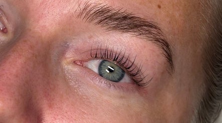 Lovely Lashes By Sofia imagem 2