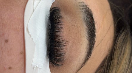 Lashes by tee image 3